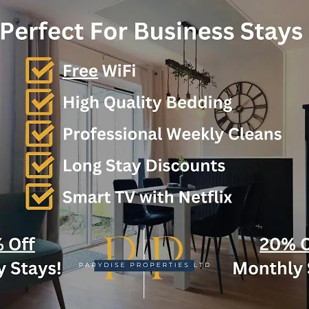 Mancunian Skyline Haven - Chic & Sleek 1-Bed Near Deansgate And Manchester City Centre - Ideal For Business & Leisure Stays - By Parydise Properties-2